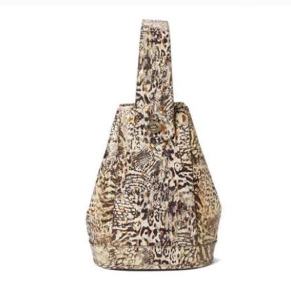 🔹️BRAHMIN🔹 ALLIE Evolved Melbourne Sling Backpack Leather Drawstrin NWT!! ✨️🤎 - Picture 1 of 9